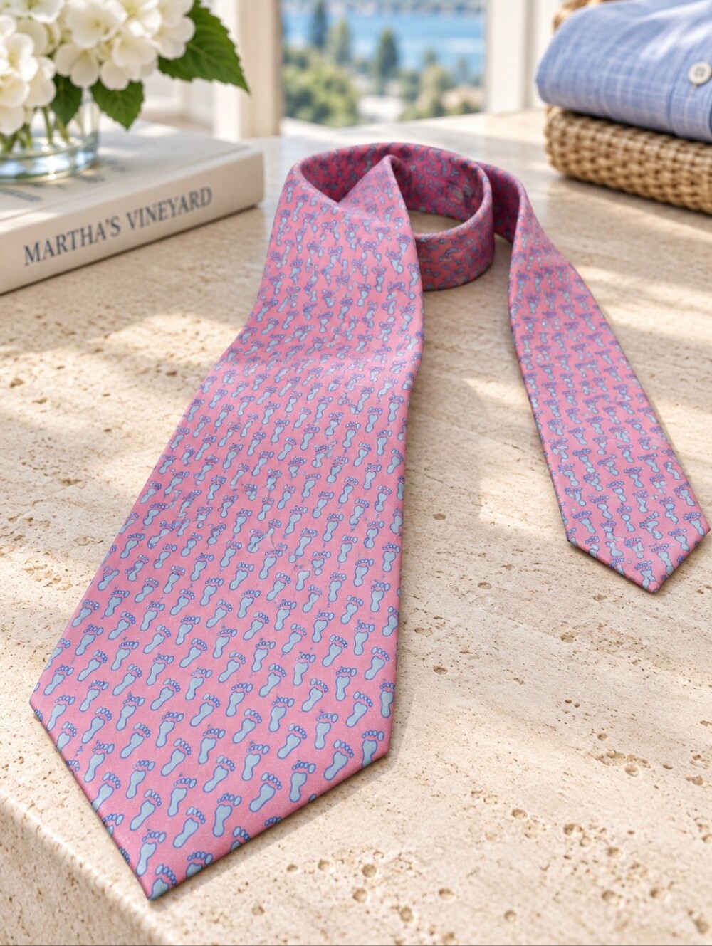Vineyard Vines Barefoot Footprints Pink Blue 100% Silk Tie Made USA
